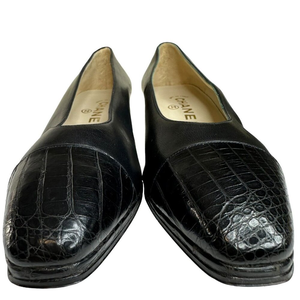 CHANEL Pump Size US 5.5 EU 36 Black Leather Block Mid Heel Closed Toe Made Italy - Picture 9 of 16